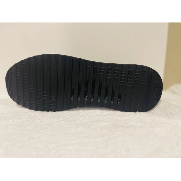 Size 12 - PUMA Pacer Net Cage Navy - Picture 6 of 10